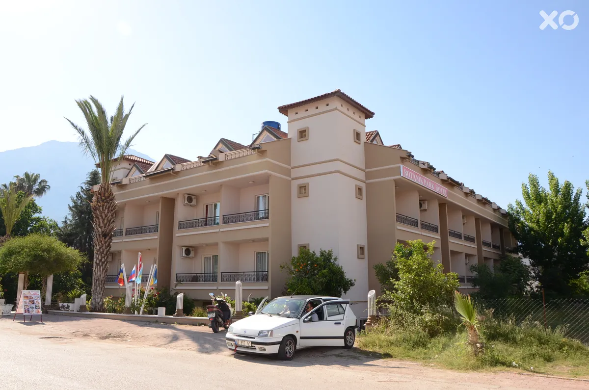Club Park Marina Hotel