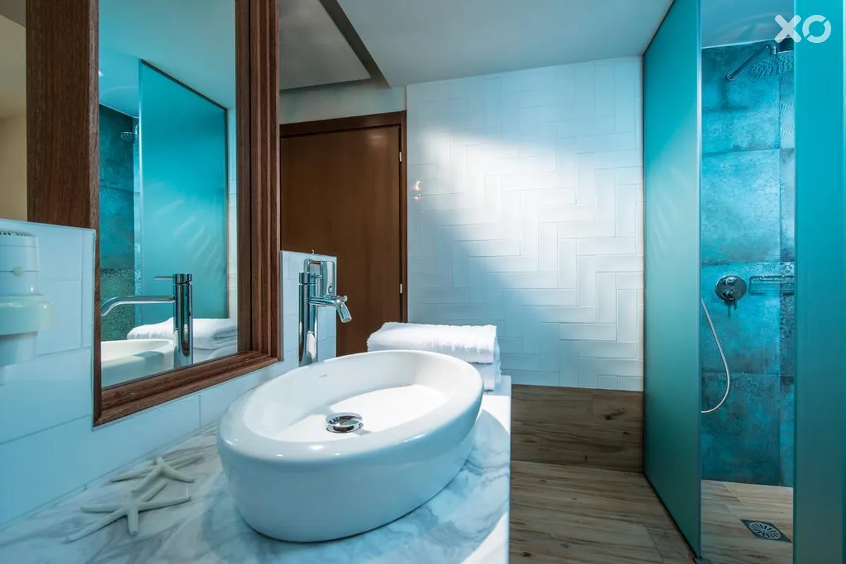 Anesis Blue Boutique Hotel