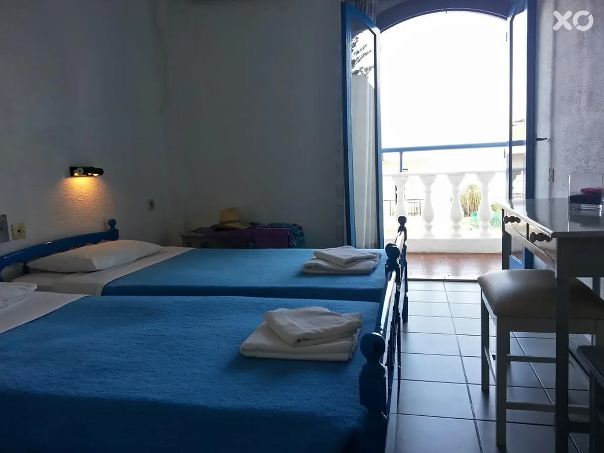 Iro Hotel