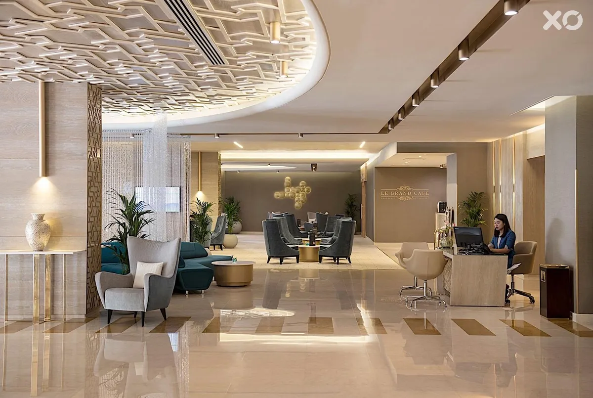 Two Seasons Hotel & Apartments Dubai