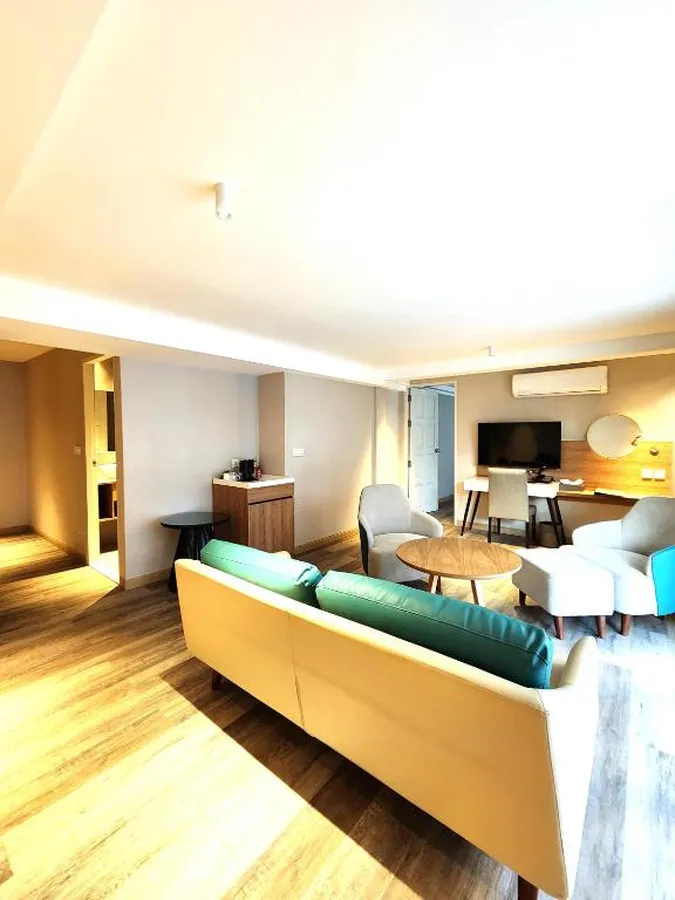 Amalthea Hotel