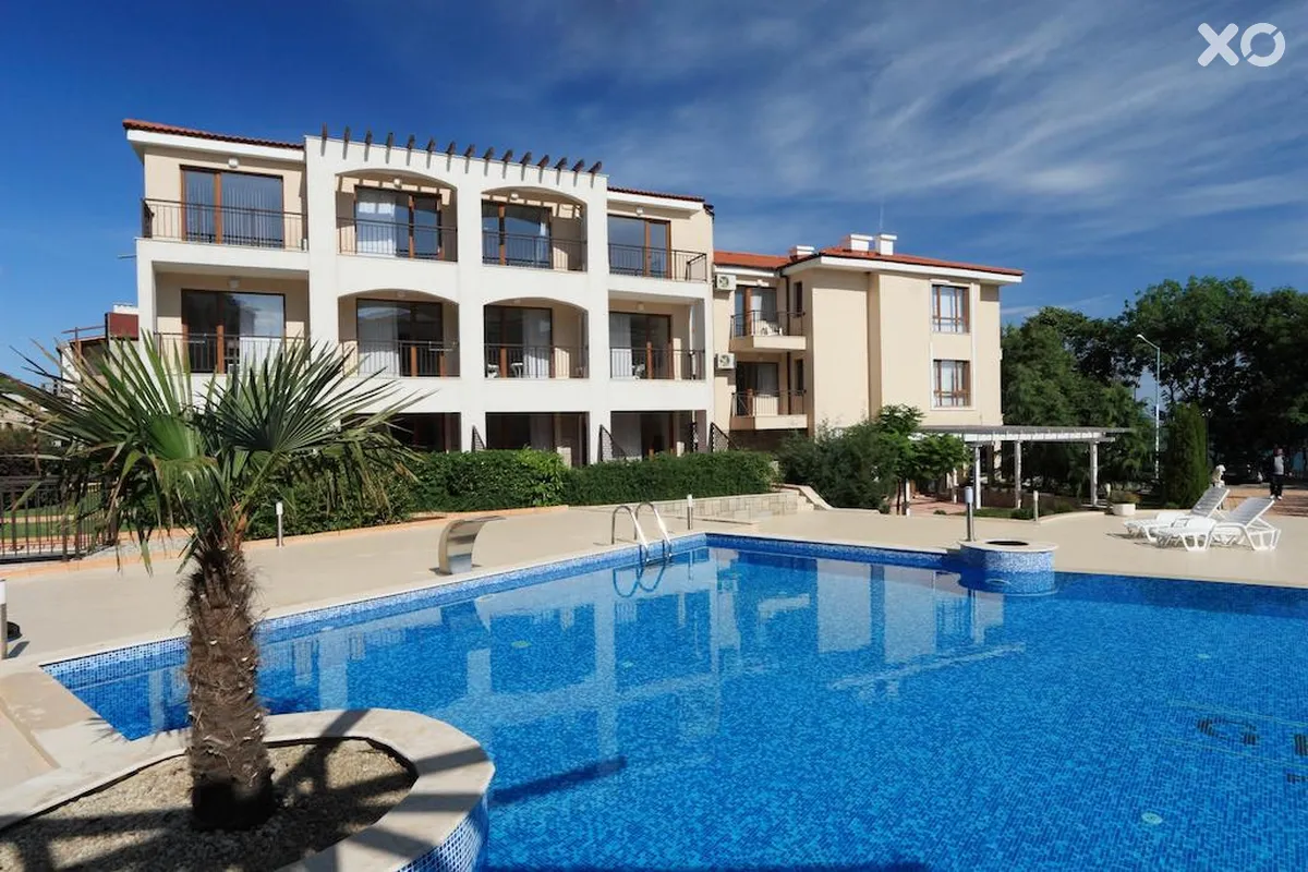Bay Apartments