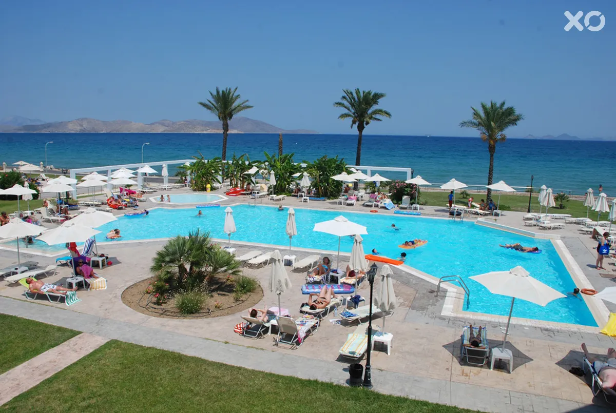 Zorbas Beach Hotel