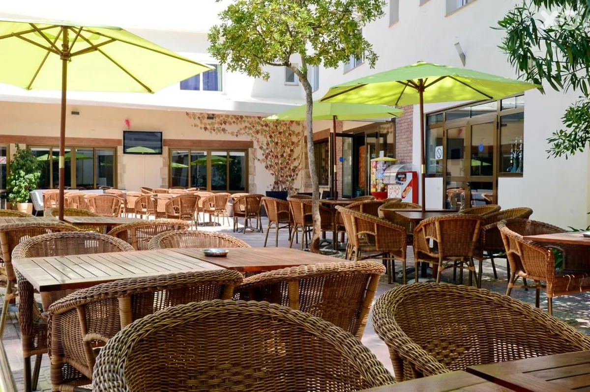 Moremar Hotel