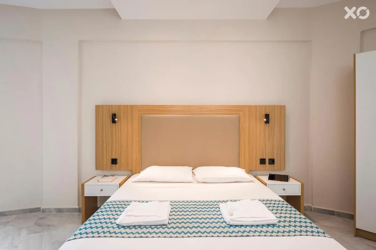 Summer Beach Hotel