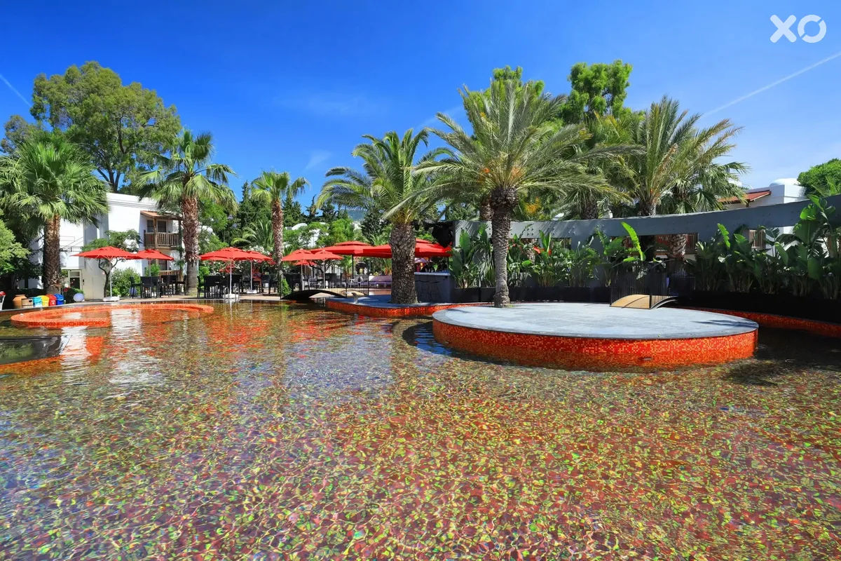 Very Chic Hotel