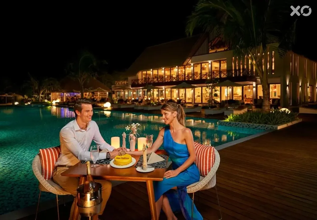 Mercure Maldives Kooddoo Resort
