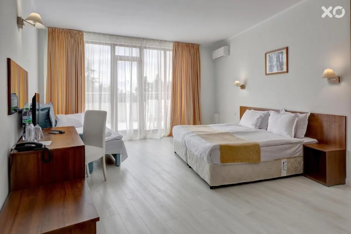 Continental Golden Sands
