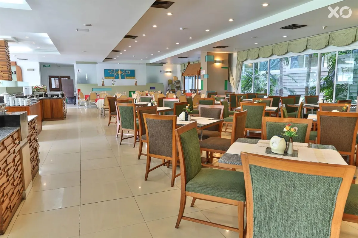 Sea Breeze Jomtien Resort