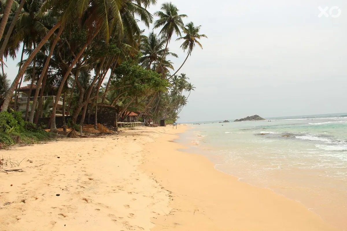 Sri Gemunu Beach Resort