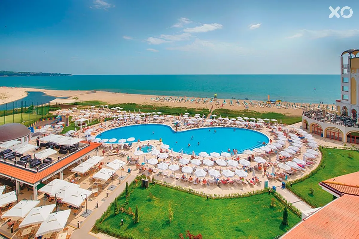 Alua Helios Bay