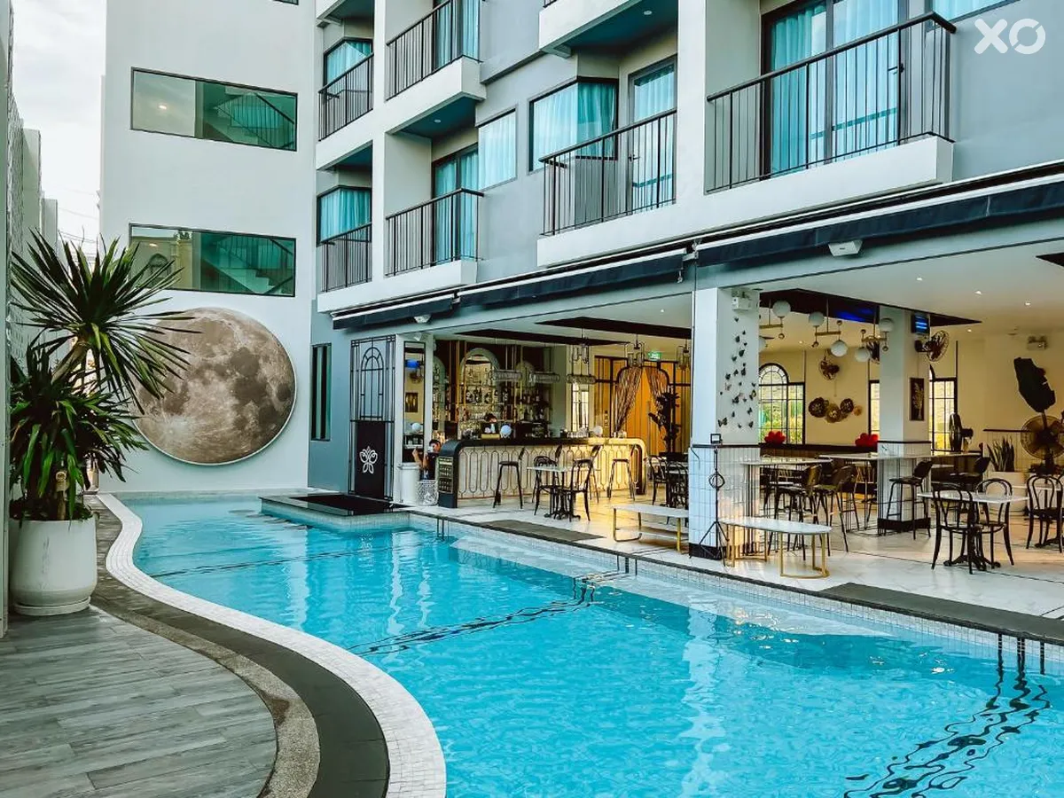 Ratri Phuket Old Town Hotel