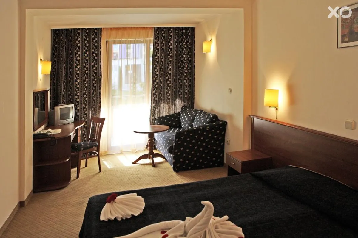 Yunona Hotel