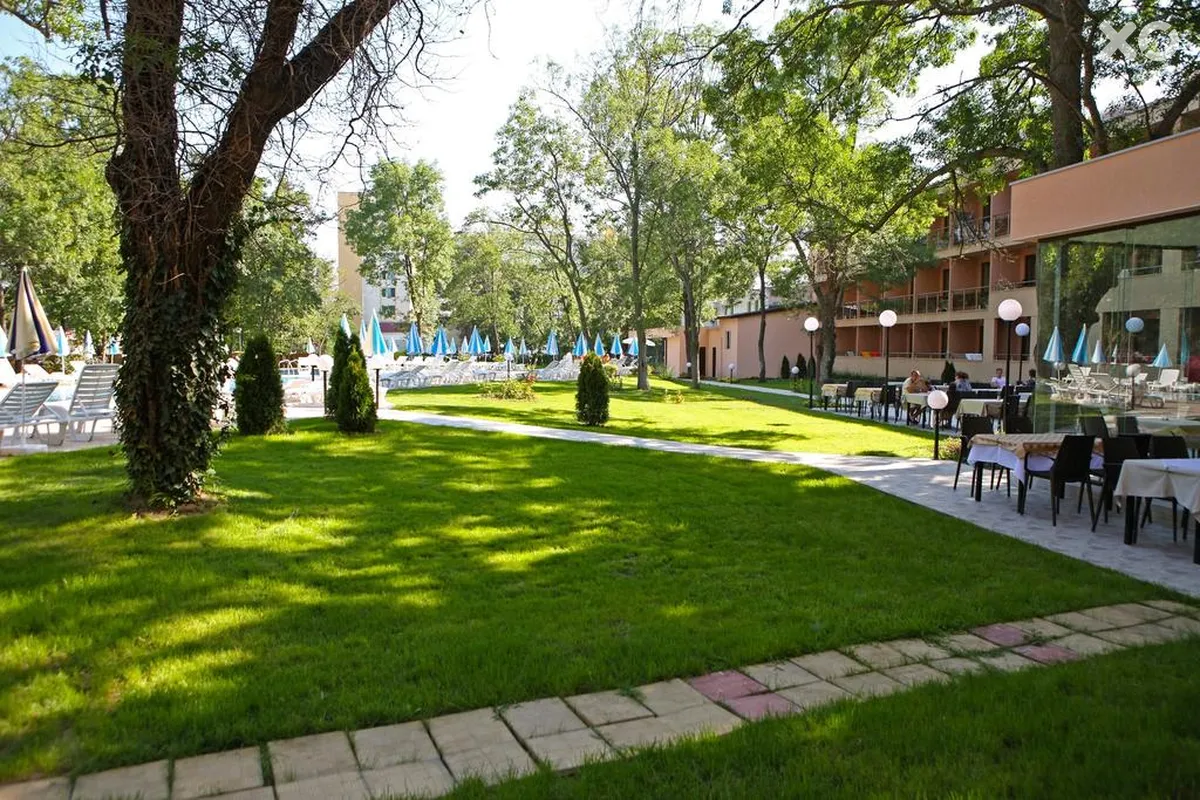 Yunona Hotel