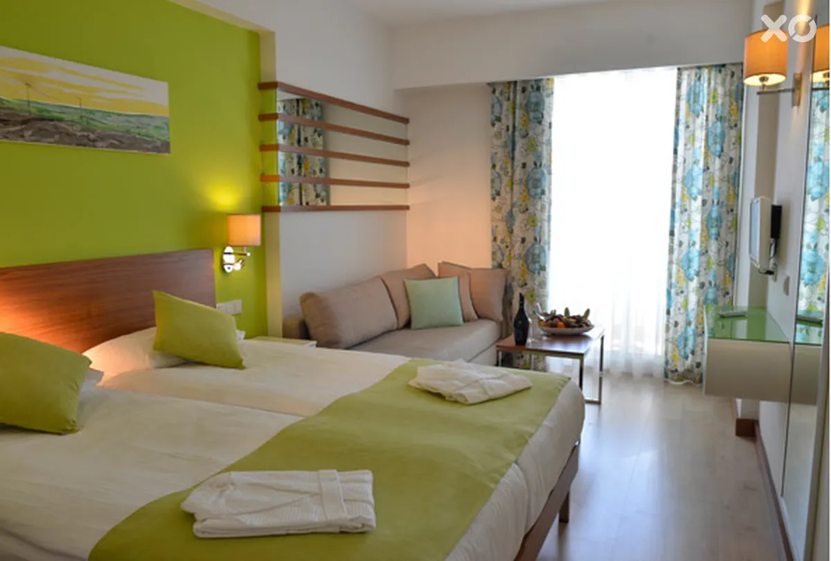 Side Resort Hotel