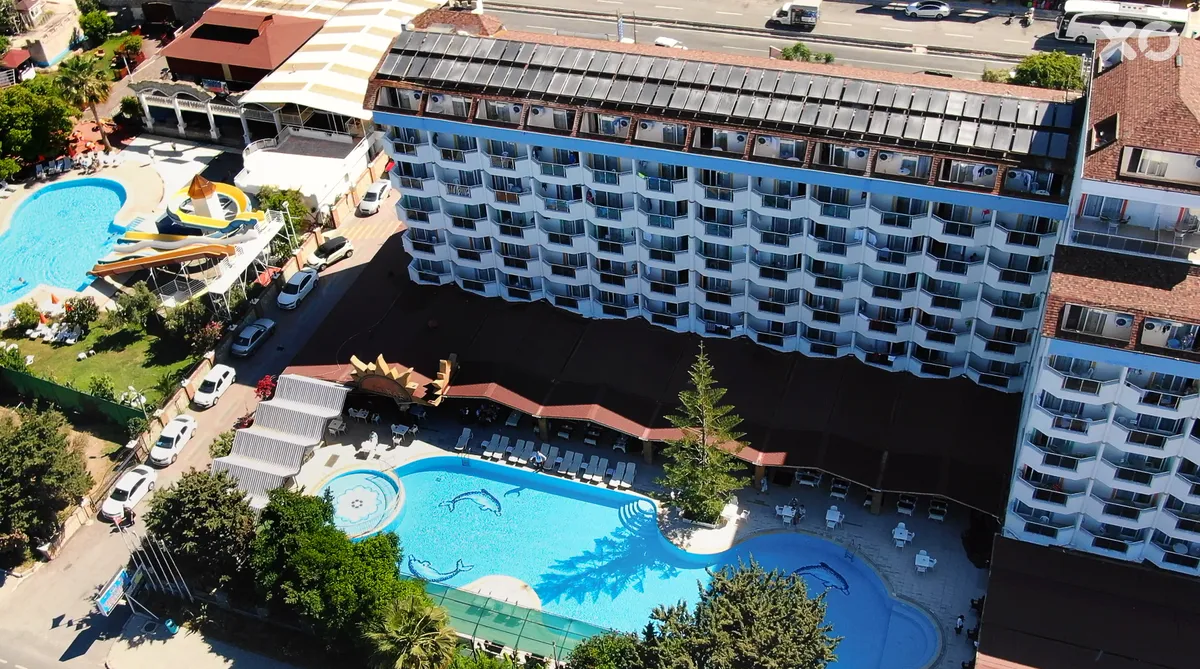 First Class Hotel