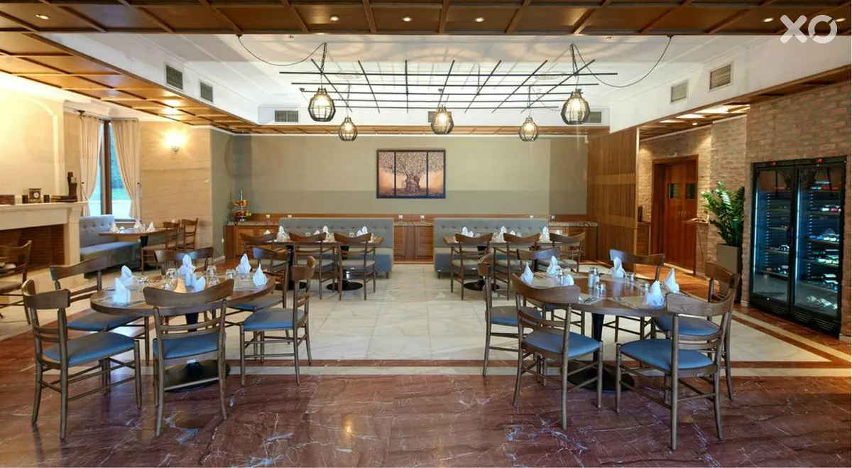 Royal Hotel