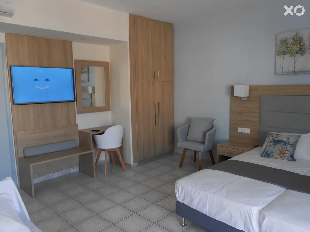 Aristo Apts