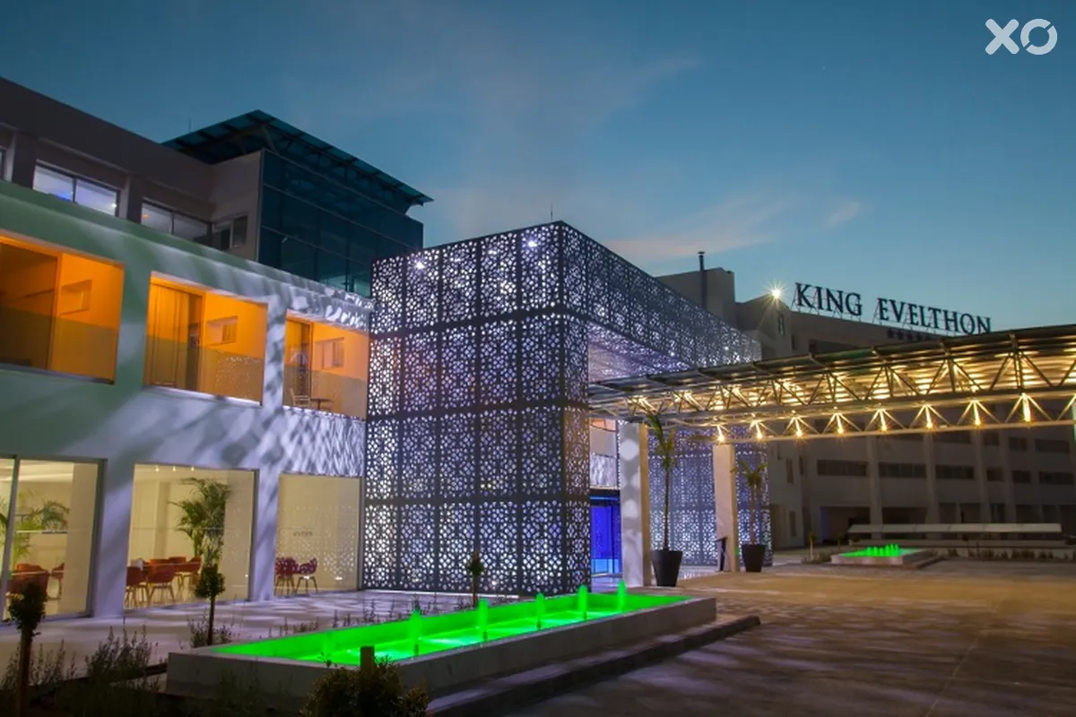 King Evelthon Beach Hotel & Resort