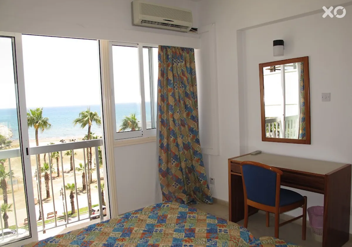 Sun Hall Beach Hotel Apts