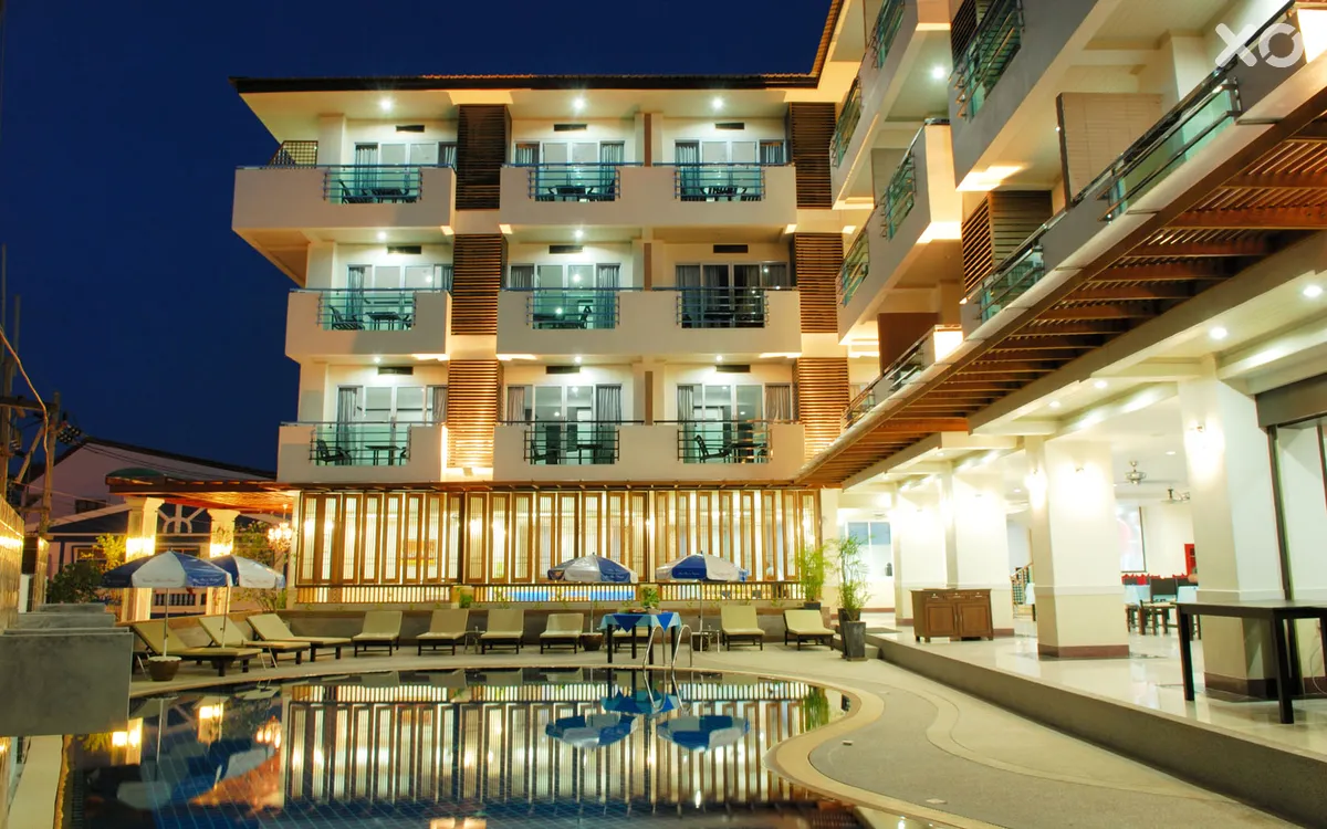First Residence Hotel