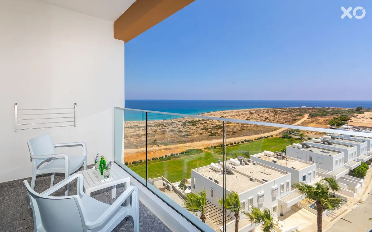 Leonardo Crystal Cove Hotel & Spa by the Sea