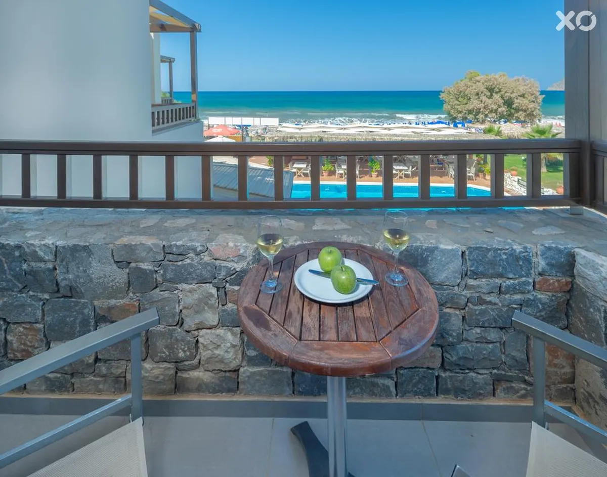 Erato Beach Hotel