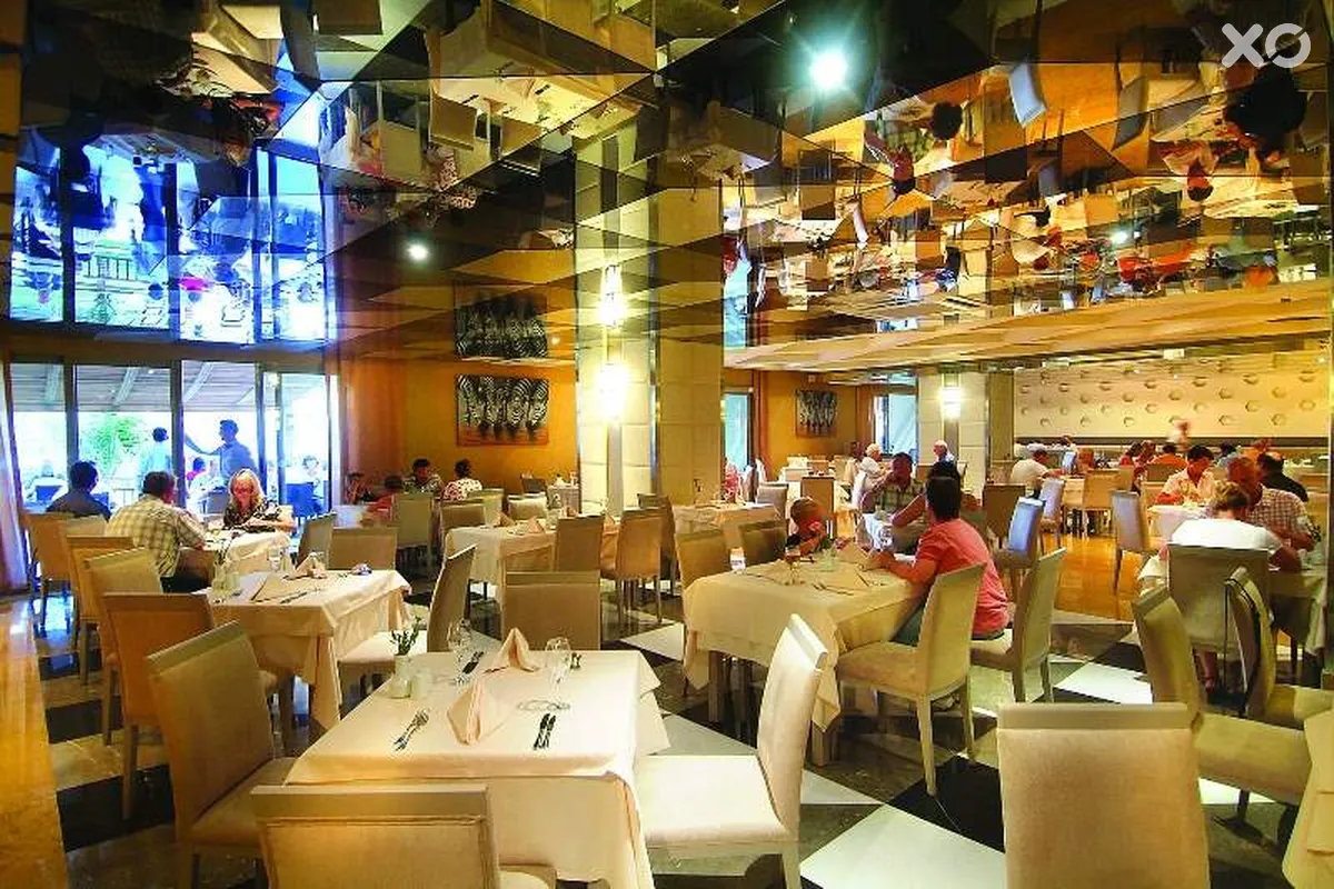 Royal Dragon Hotel