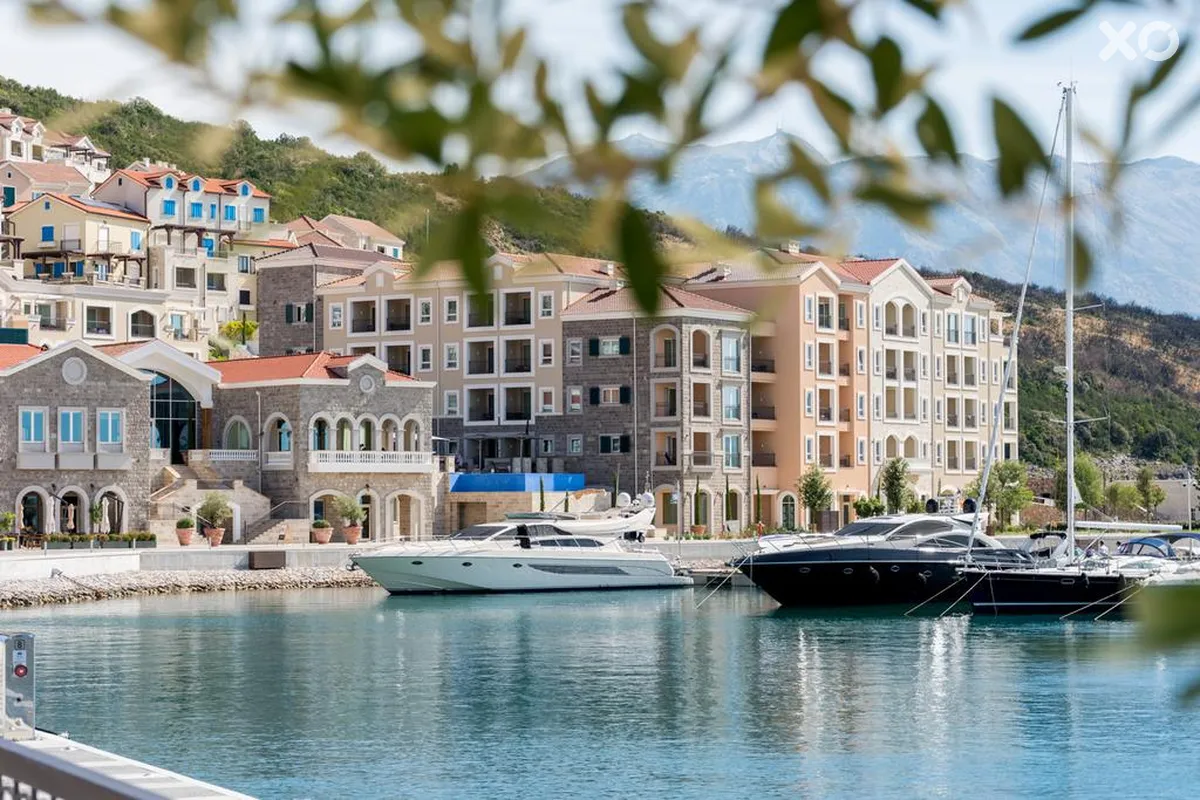 Chedi Lustica Bay Hotel