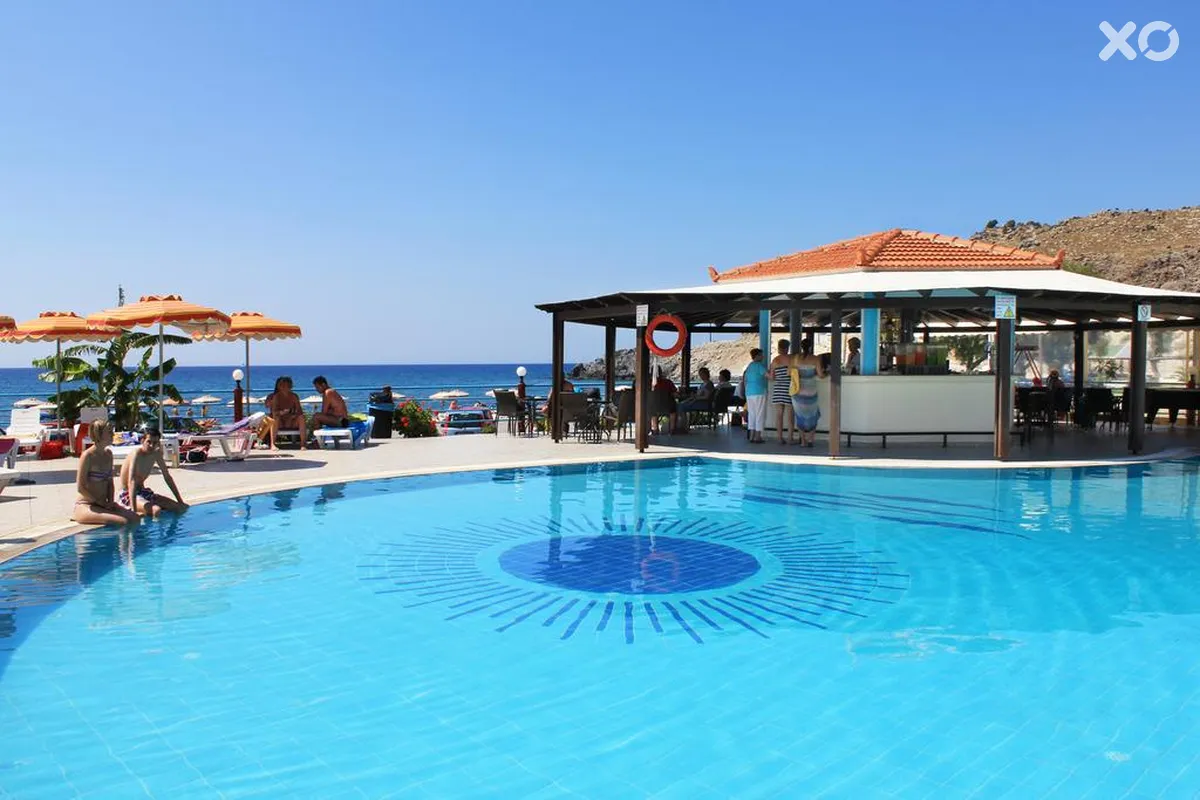 Kamari Beach Hotel