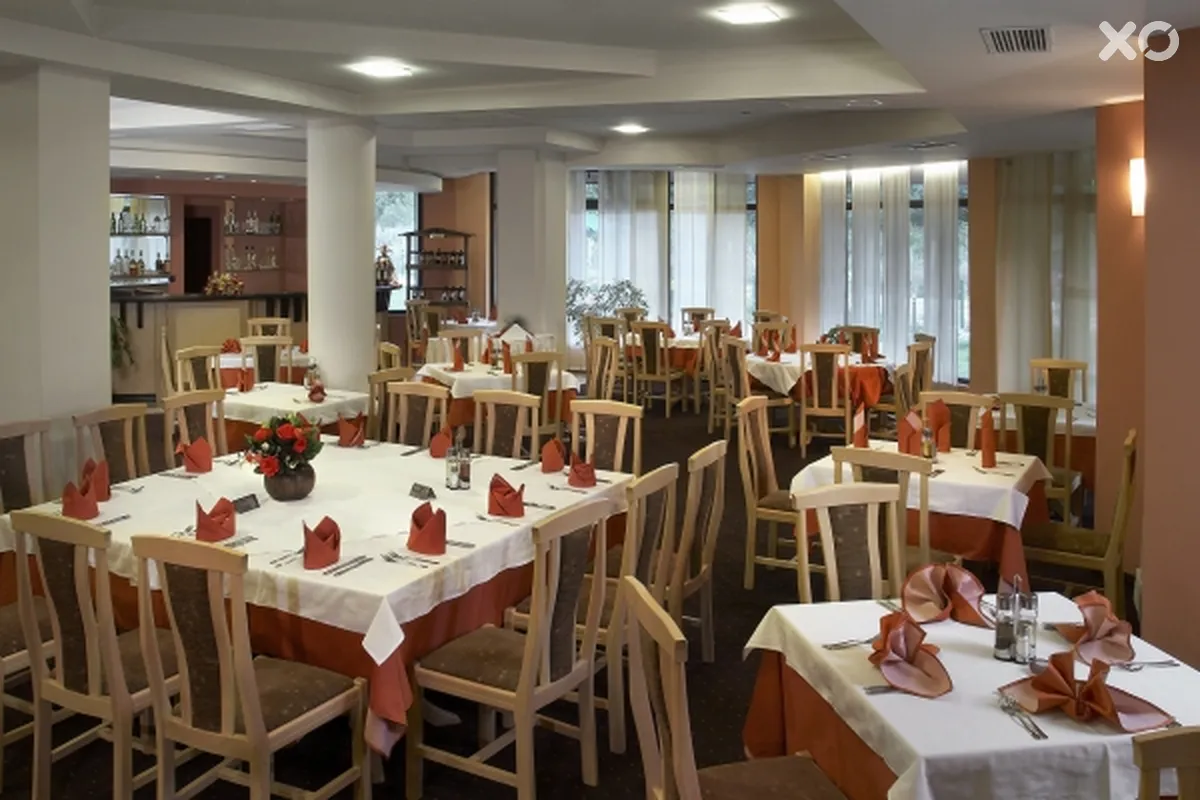 Orphey Hotel