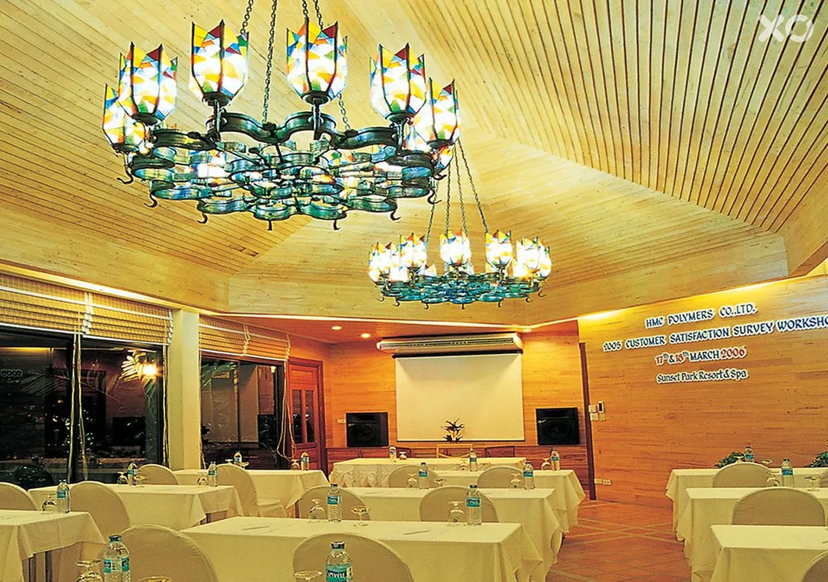Sunset Park Resort & Spa