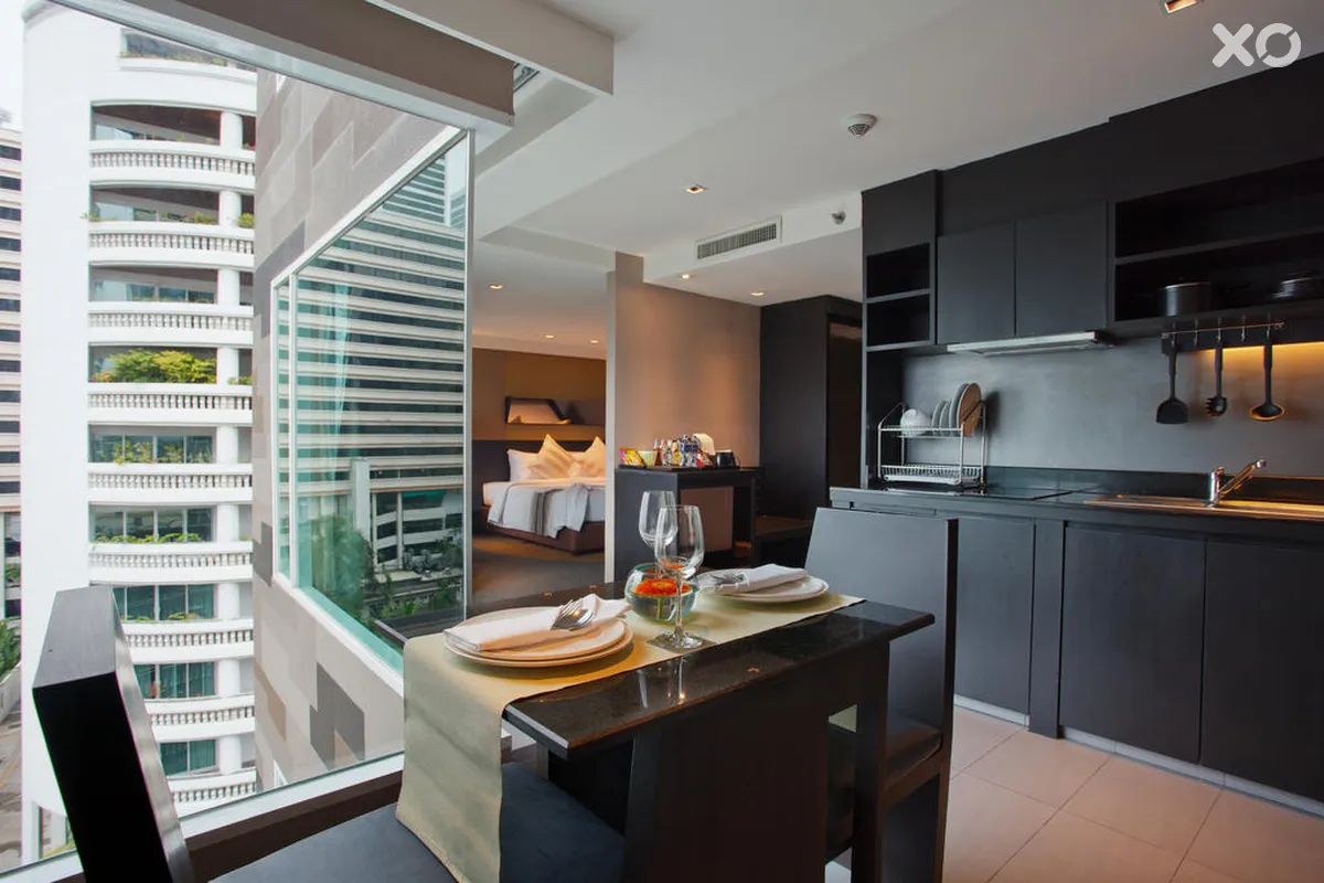 Golden Tulip Mandison Suites
