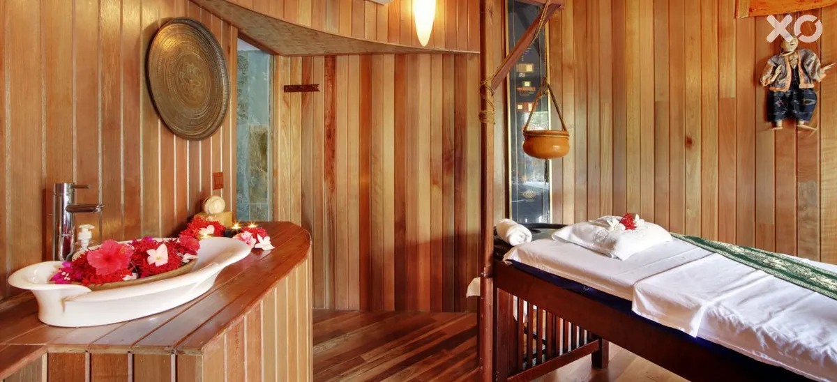 Nika Island Resort