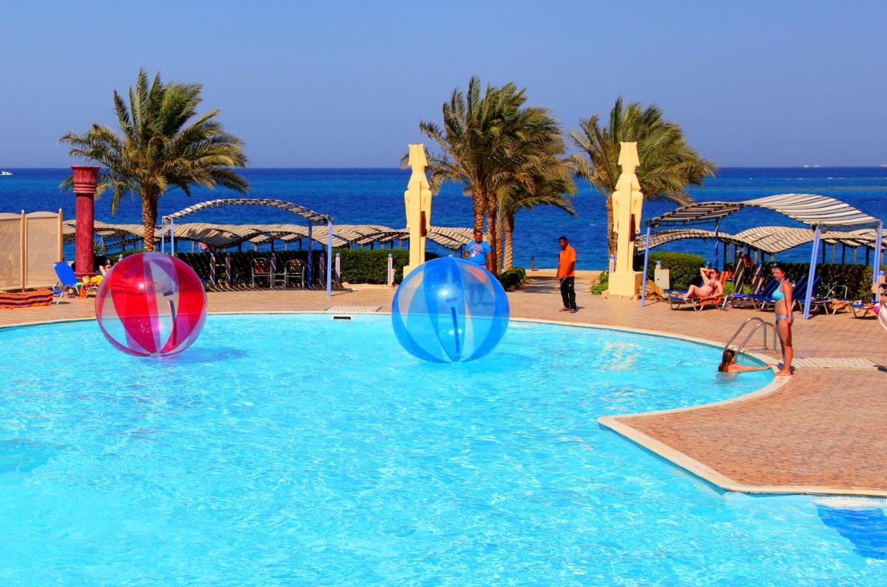 Sphinx Aqua Park Beach Resort