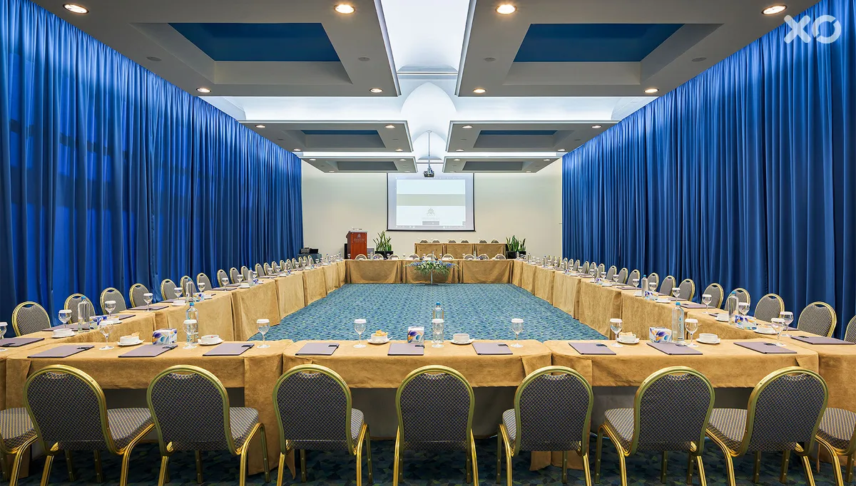 Atrium Platinum Hotel