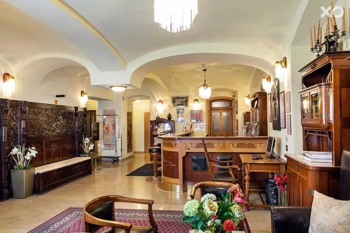 Mucha Hotel