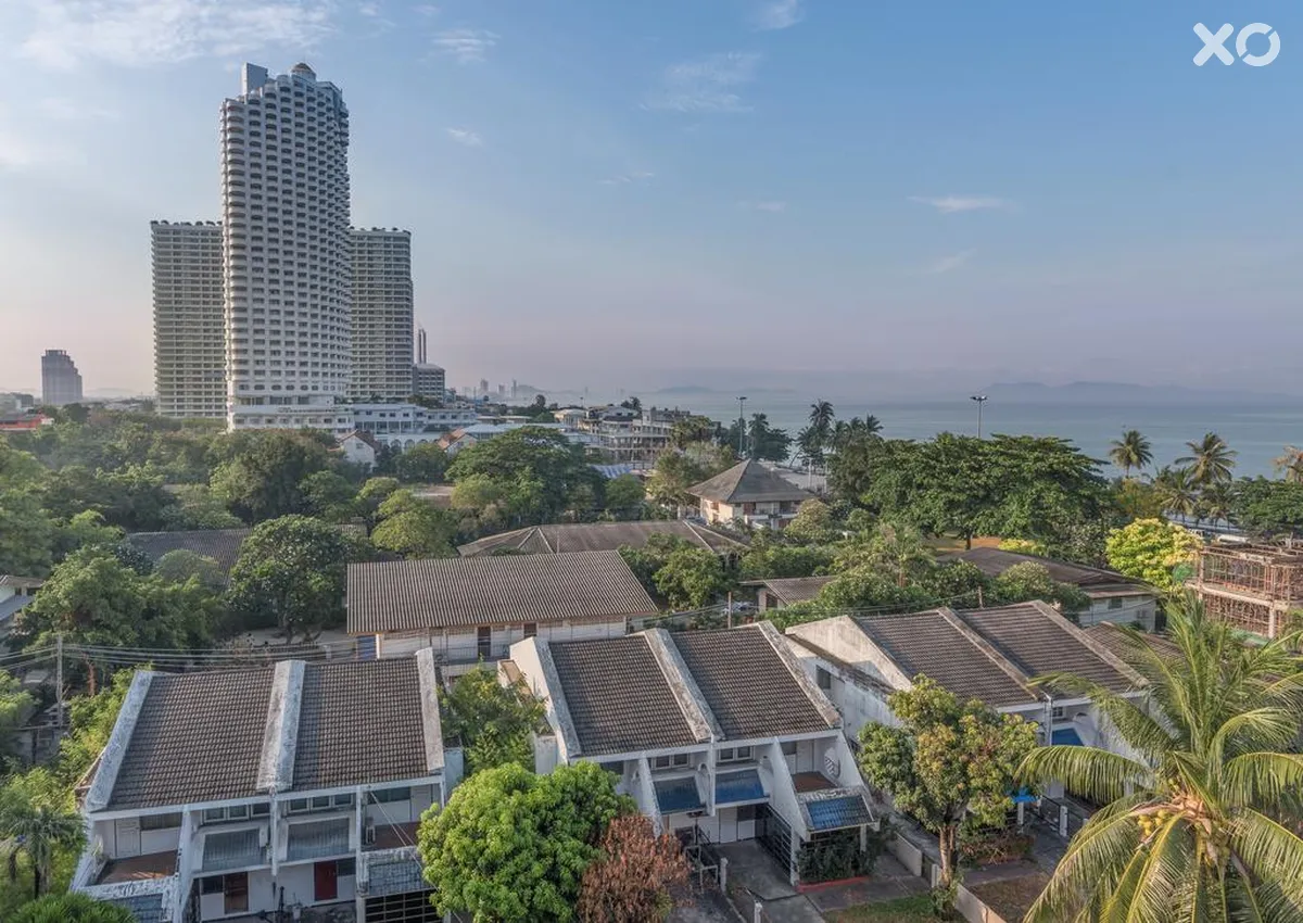 Sea Crest by Jomtien