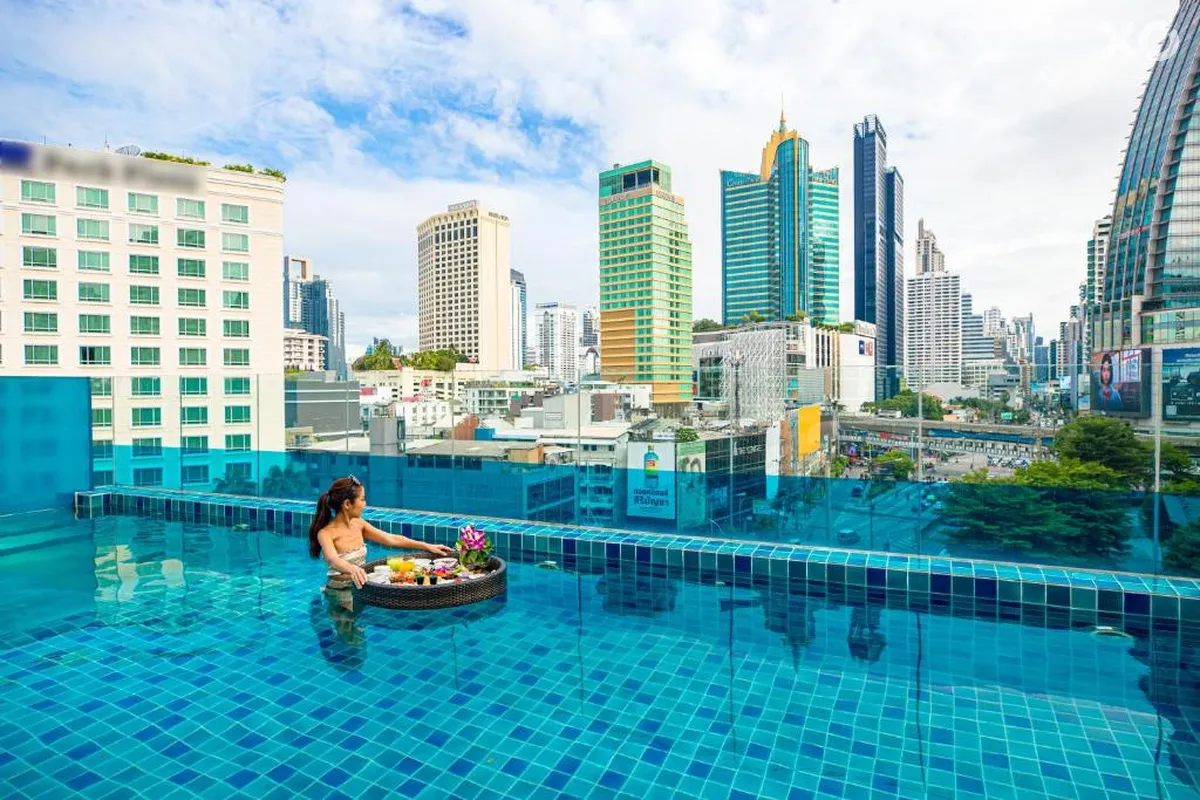 Clover Asoke Hotel