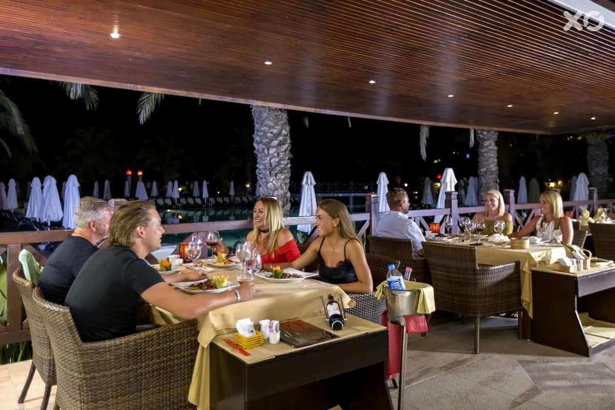 Royal Wings Hotel