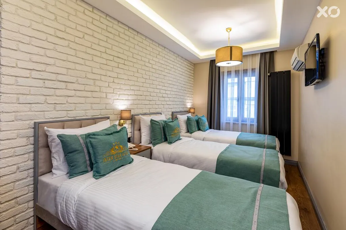Interstar Hotel