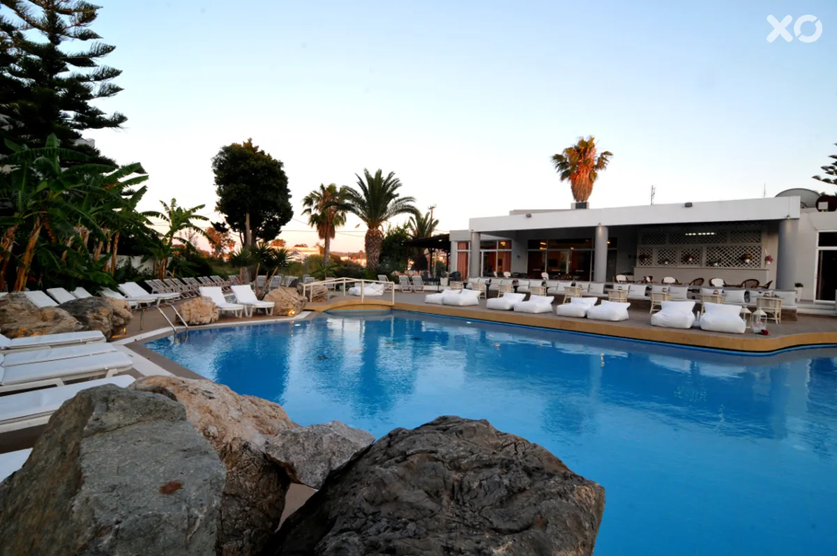Palm Beach Hotel
