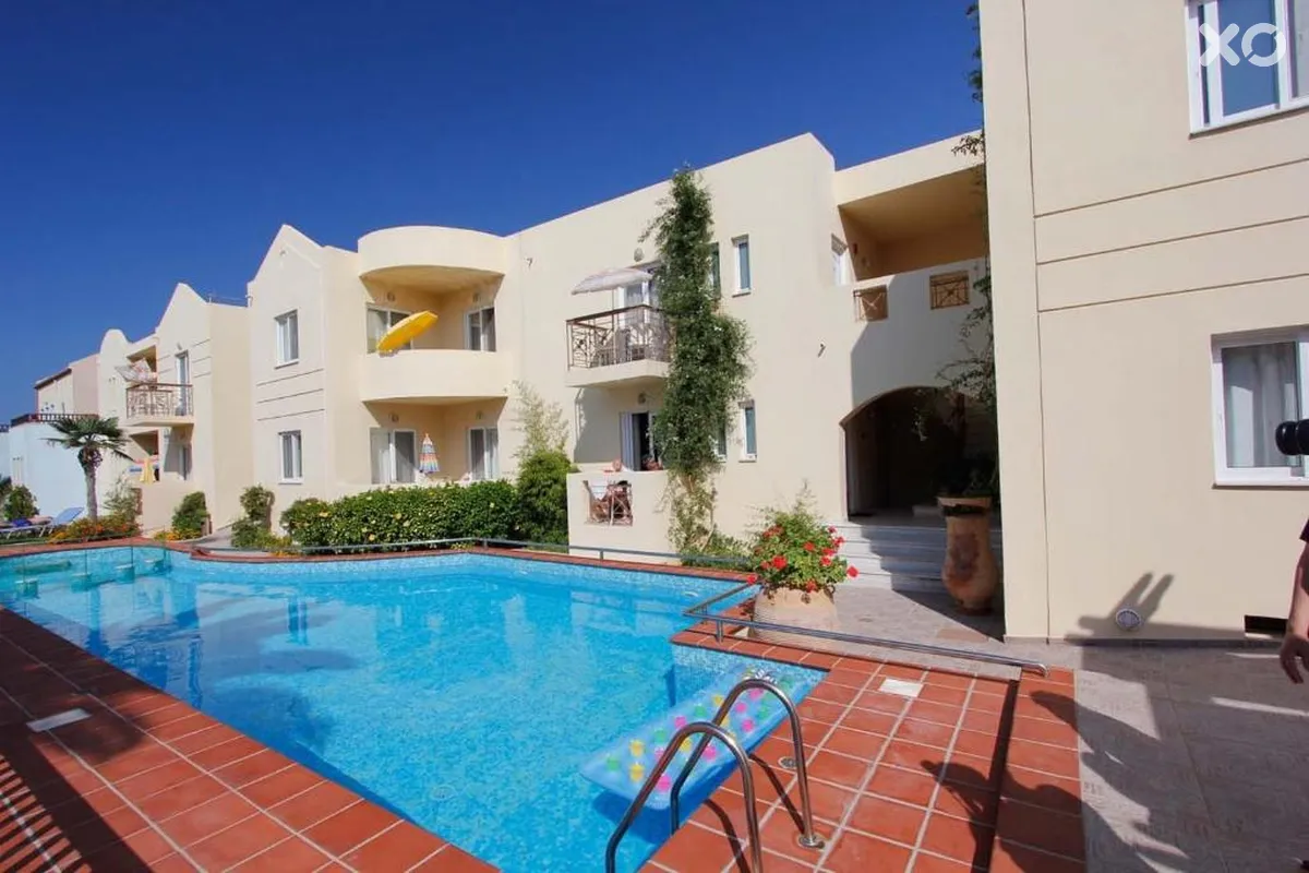 Lambrinos Suites