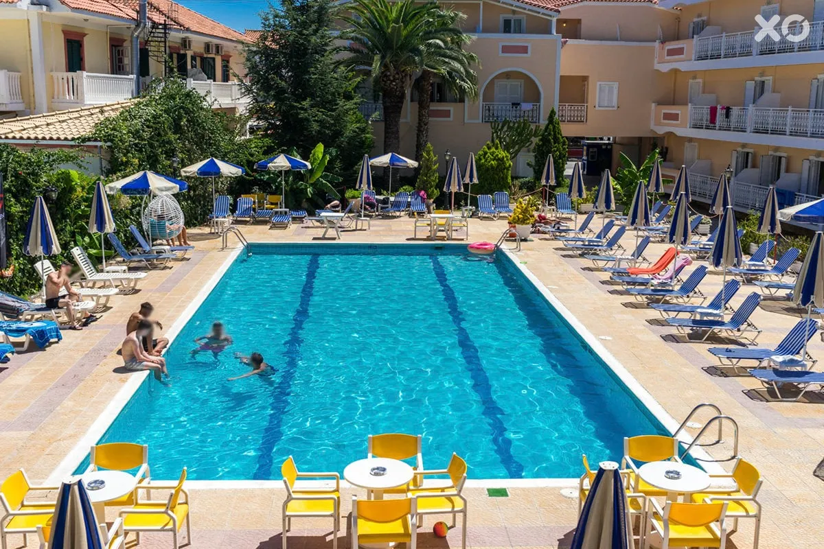 Ionis Art Hotel
