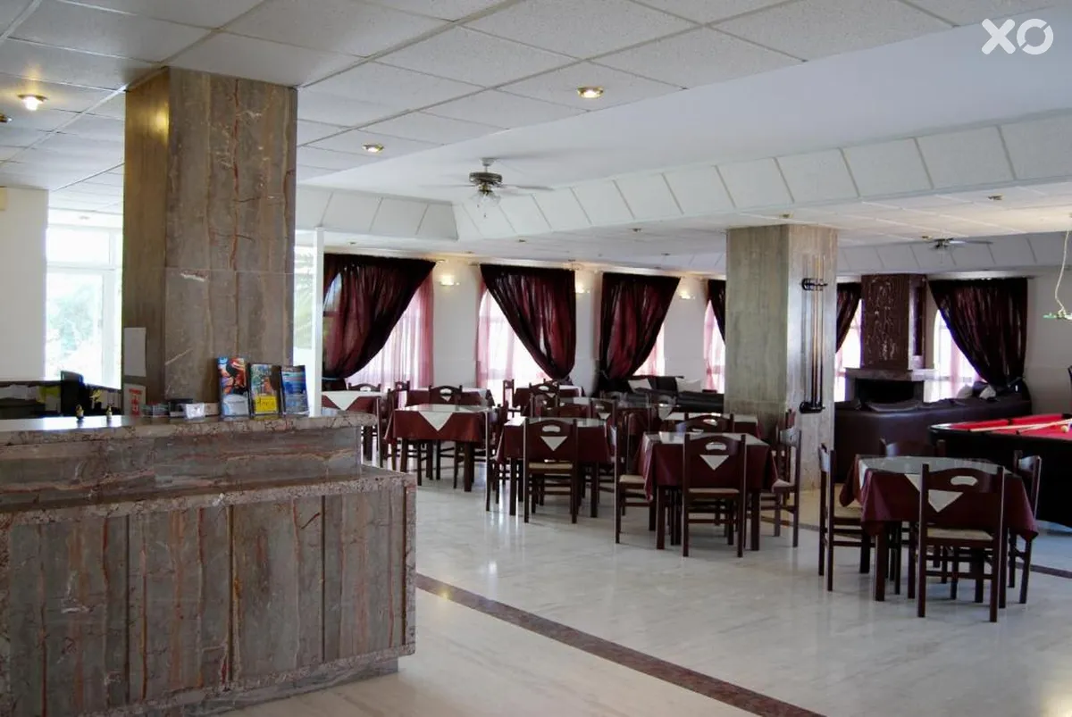 California Beach Hotel