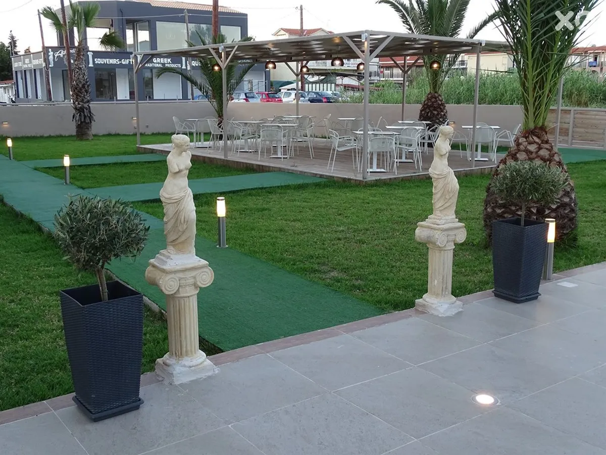 Garden Palace Hotel