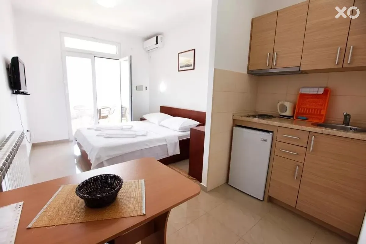 Baron Apartments