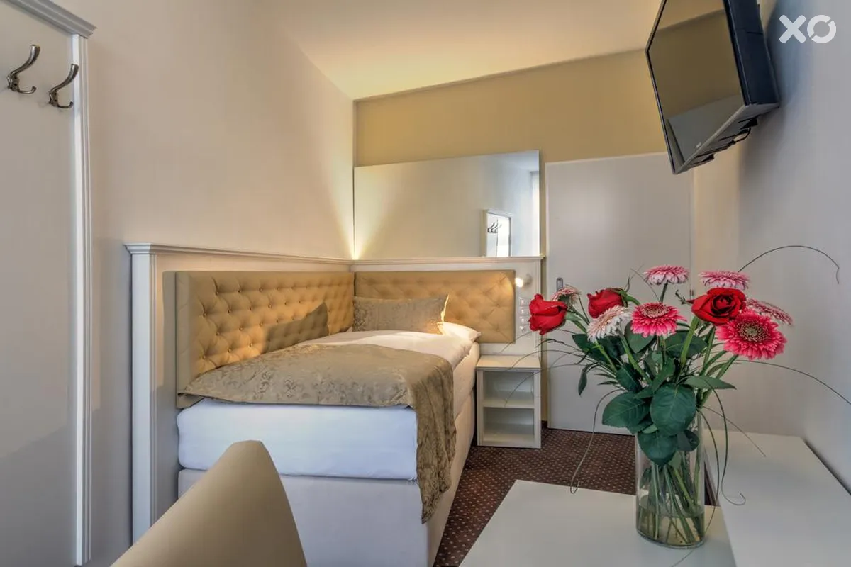 Taurus Hotel