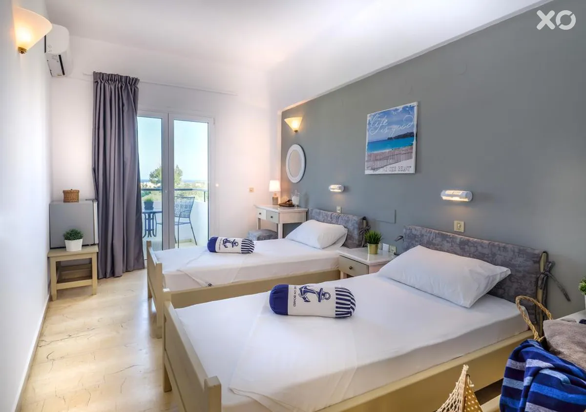 Pasiphae Hotel