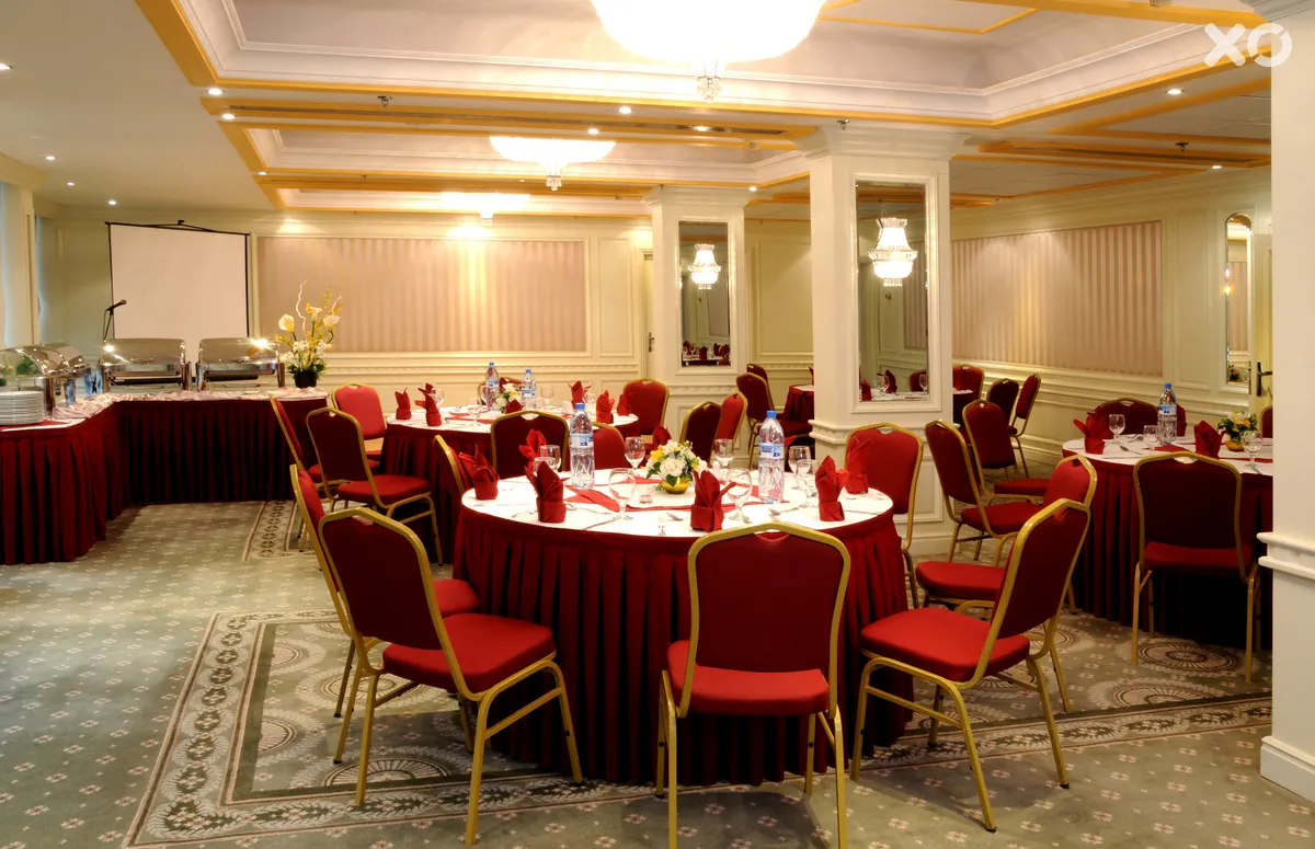 Admiral Plaza Hotel